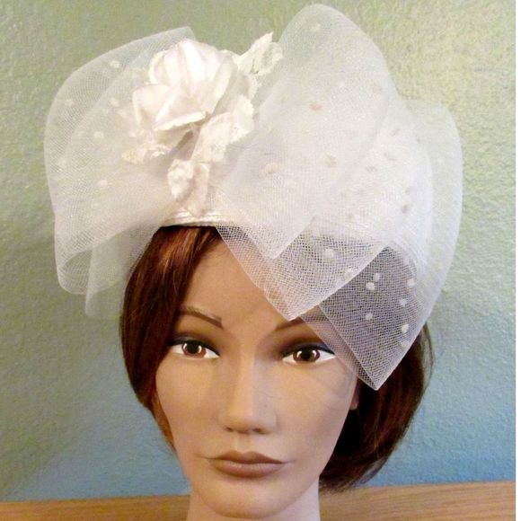Unknown Accessories - Straw Beret Lace Dressy White Formal Church Hat